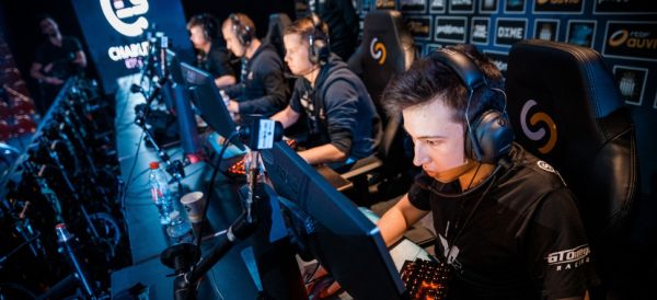 Endpoint signed Phoenix roster