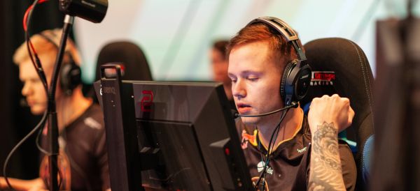 sunNy enters free agency