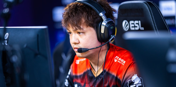 kaze returns to Rare Atom