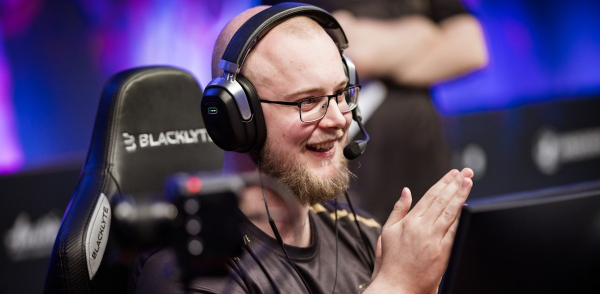 HLTV: Astralis to sign phzy
